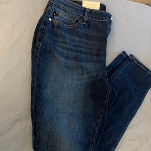 Brand new!! Judy Blue mid rise skinny jeans